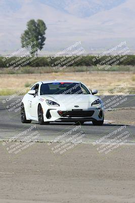 media/Sep-15-2024-Speed Ventures (Sun) [[7a54f7ed2f]]/Yellow Group/Session 1 (Outside Grapevine)/